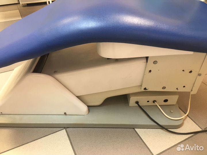 Стоматологическое кресло