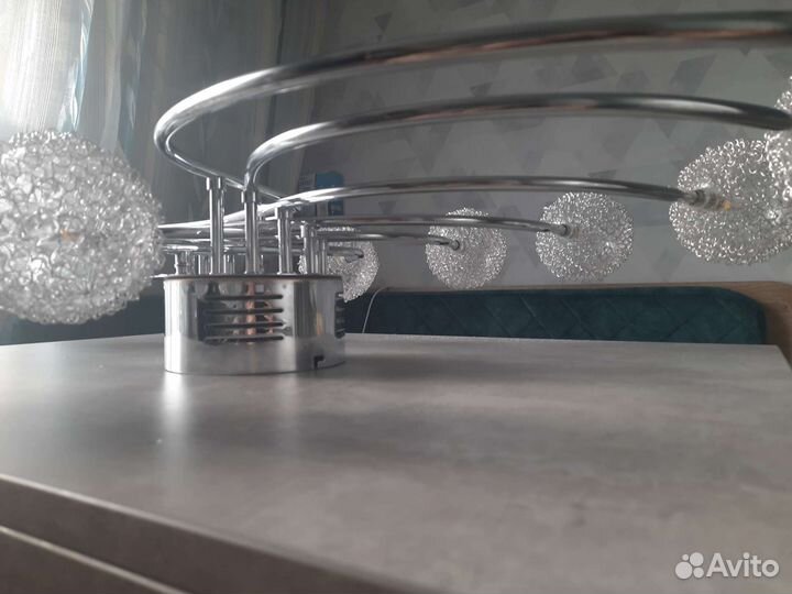 Люстра с пультом