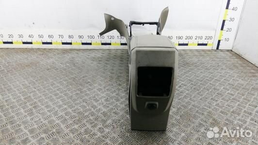 Подлокотник центральный ford escape 3 (2MF03IX01)