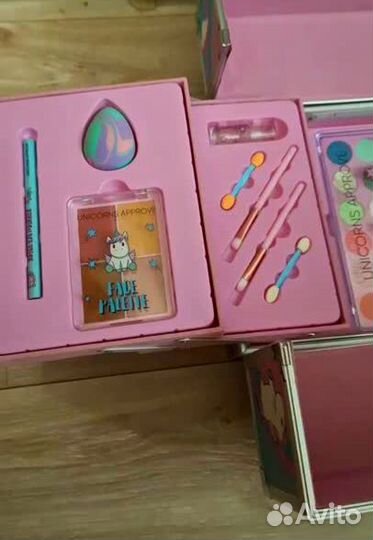 Макияжный набор кейс