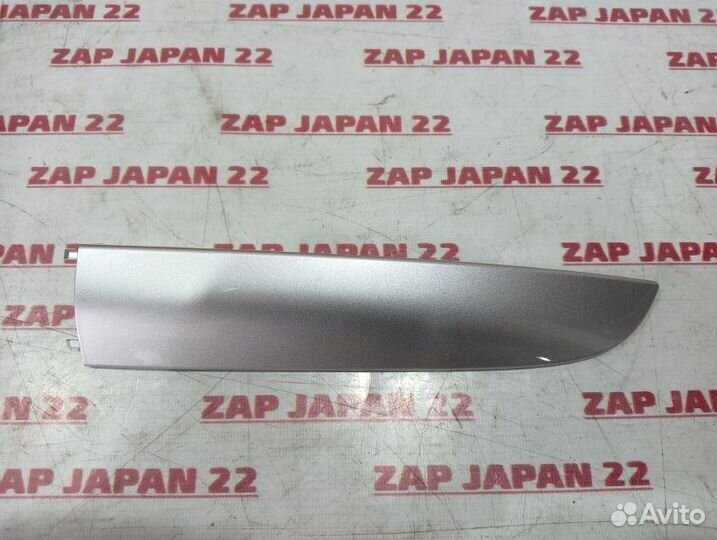 Заглушка Рейлинга задняя левая Toyota