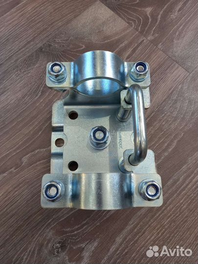 Кронштейн поворотный для подкатного колеса