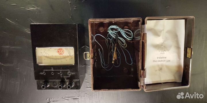 Мегаомметр М4100/1-5