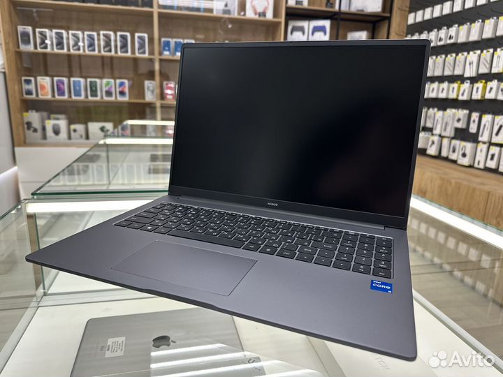 Honor magicbook x16 2024 8/512gb Space Gray