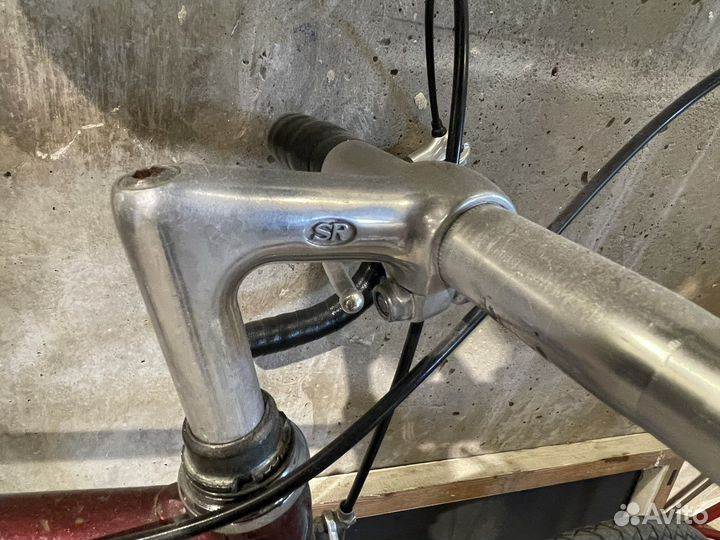 Винтажный шоссейный велосипед