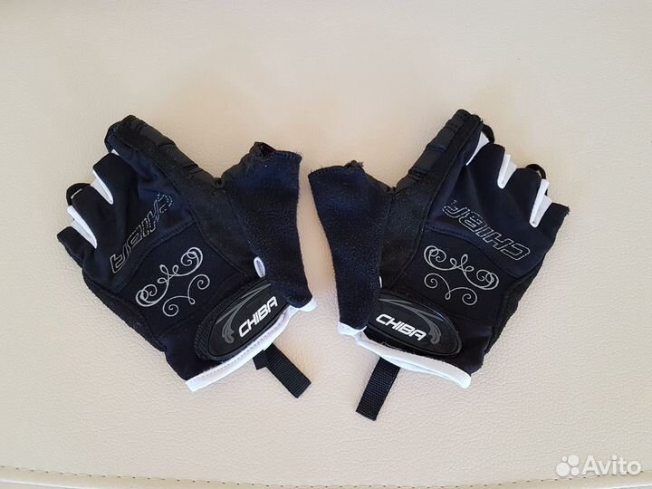 Перчатки тренировочные женские Chiba, разм. S