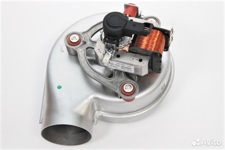 Вентилятор Bosch Buderus U072-12/18kwbn-12/18H 87