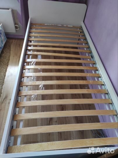 Кровать икеа släkt (слэкт IKEA)