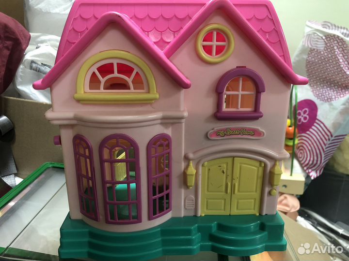 Домик кукольный