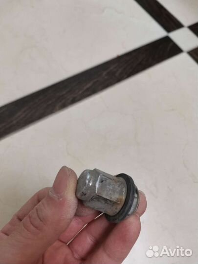 Колпаки на Honda civic 4d