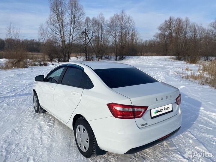 LADA Vesta 1.6 МТ, 2019, 215 400 км