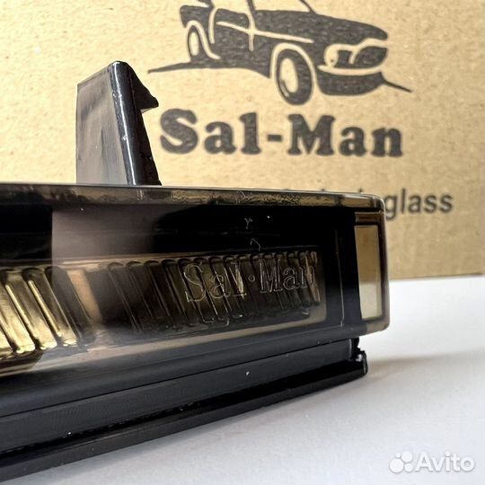 Повторитель поворота в зеркало LADA Priora плазма