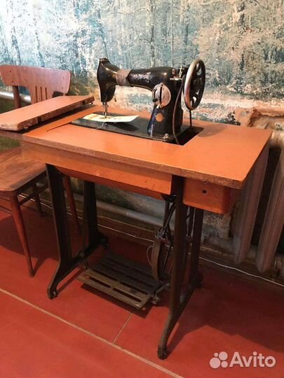 Швейная машина Подольск