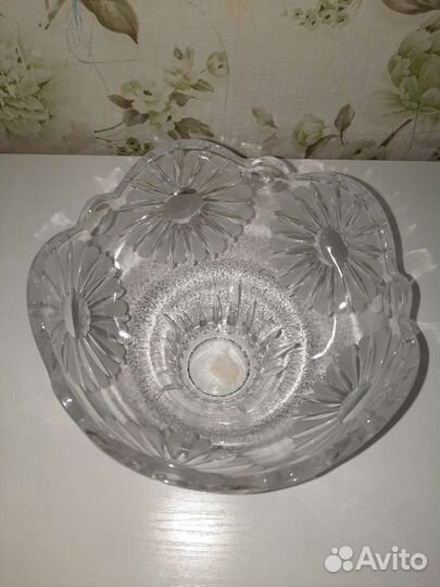 Хрустальная ваза