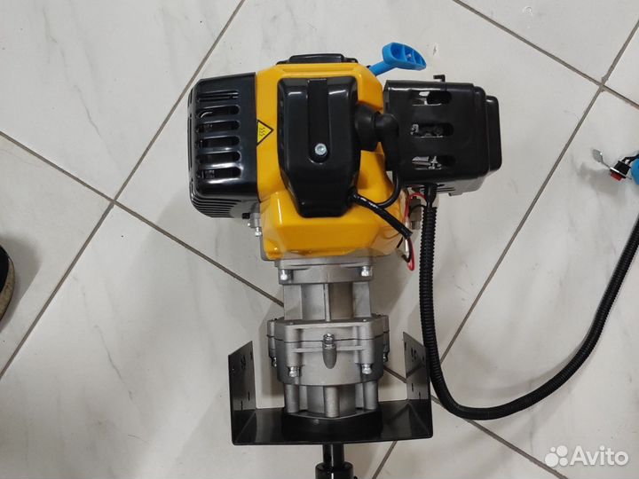 Мотобур со шнеком 100мм 3.5 л. с