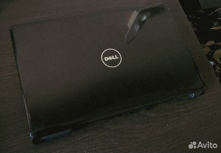 Ноутбук Dell Inspirion 1564 (5621)