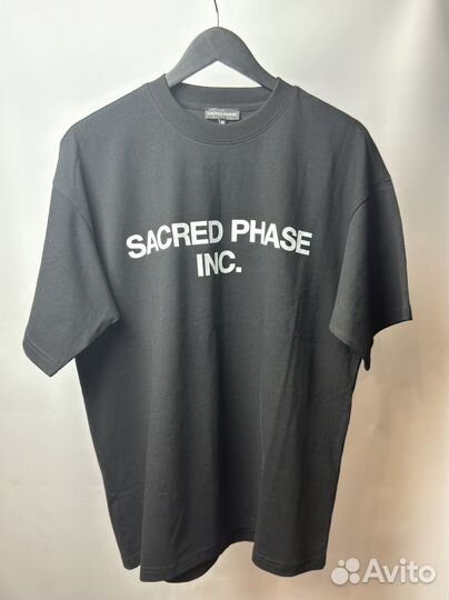 Футболка Sacred Phase