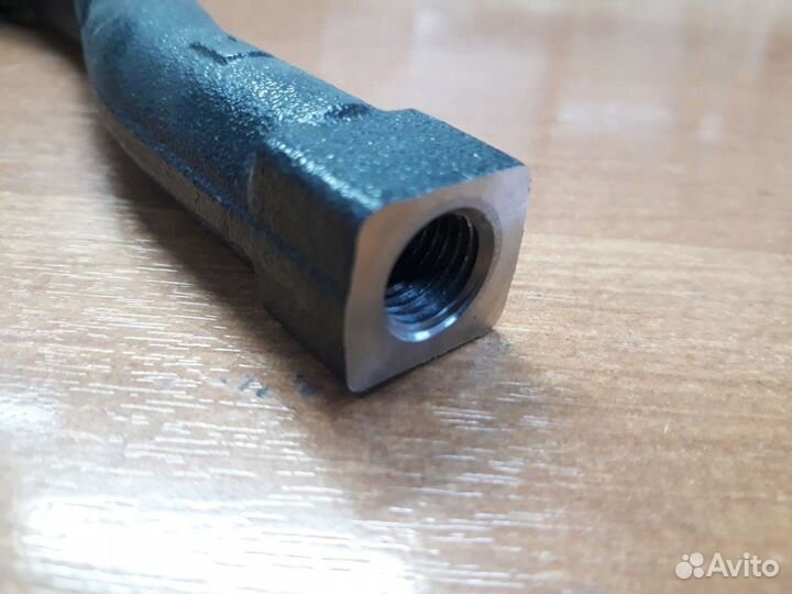 Рулевой наконечник левый Chevrolet Aveo T200/250