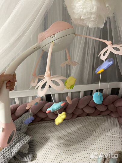 Мобиль на кроватку с проектором