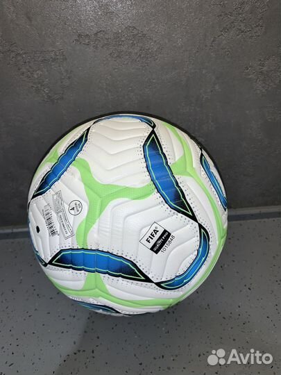 Футбольный мяч Nike, размер 4