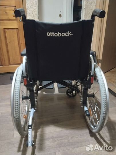 Инвалидная коляска