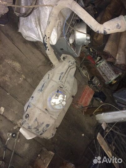 Топливный бак Peugeot 107