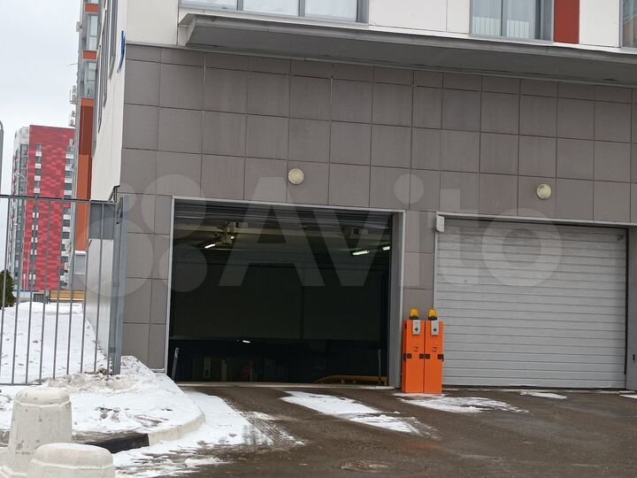 Машиноместо, 14 м²