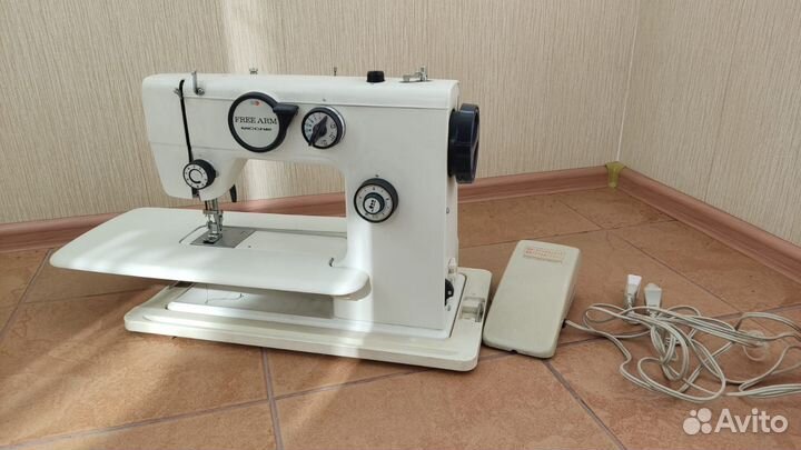 Швейная машинка