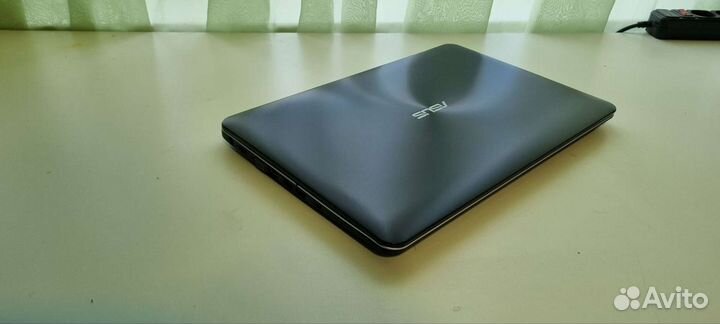 Asus X555L core i7 /8Gb/gt920 2Gb/1tb