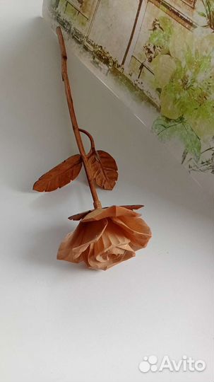 Роза декоративная из дерева для интерьера