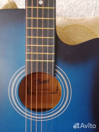 Продам гитару