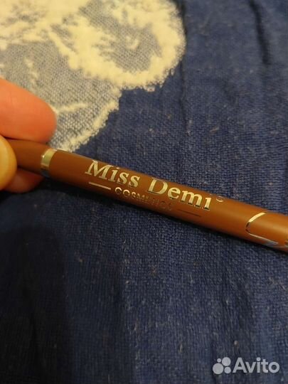 Карандаш для бровей