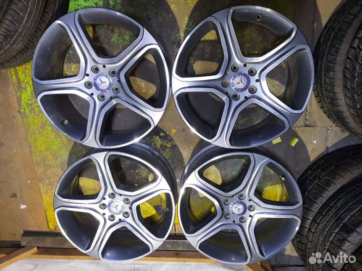 Комплект литых дисков R19 Mercedes