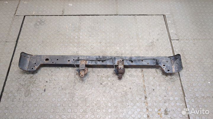 Усилитель бампера передний Toyota RAV 4