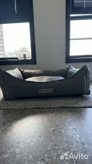 Лежанка для собак и кошек 65*50