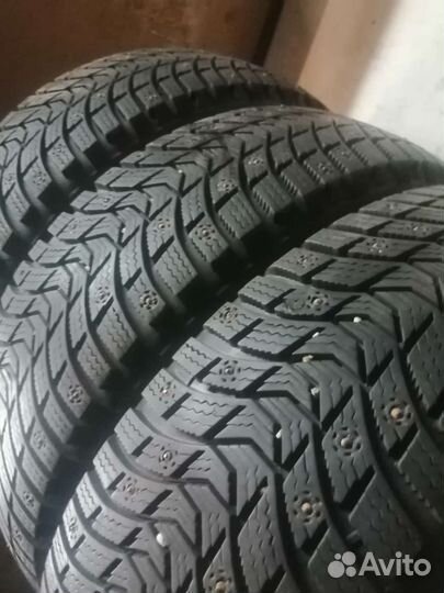 Michelin Latitude X-Ice North 3 215/60 R17