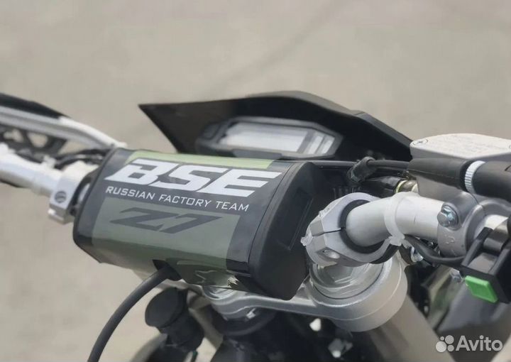 Мотоцикл кроссовый BSE Z7 Black Edition