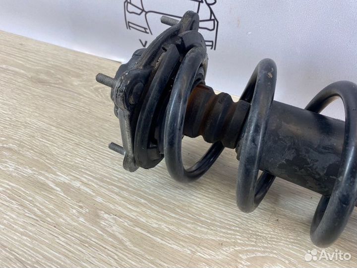 Стойка подвески передняя левая Audi A6 C7 3.0 CGW