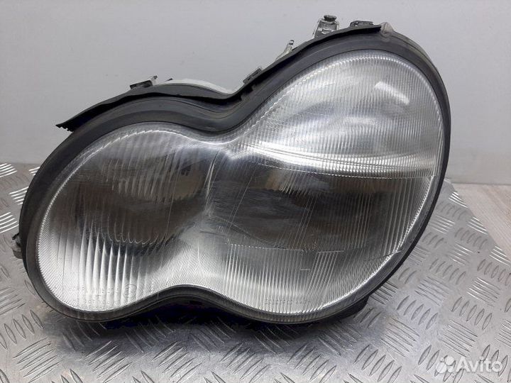 Фара 08440114 mercedes-benz C W203 (2000-2007)