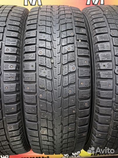 Dunlop SP Winter Ice 01 215/65 R16 102T