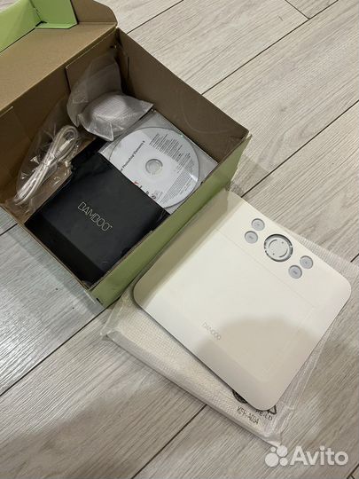 Продам графический планшет Bamboo cte-450