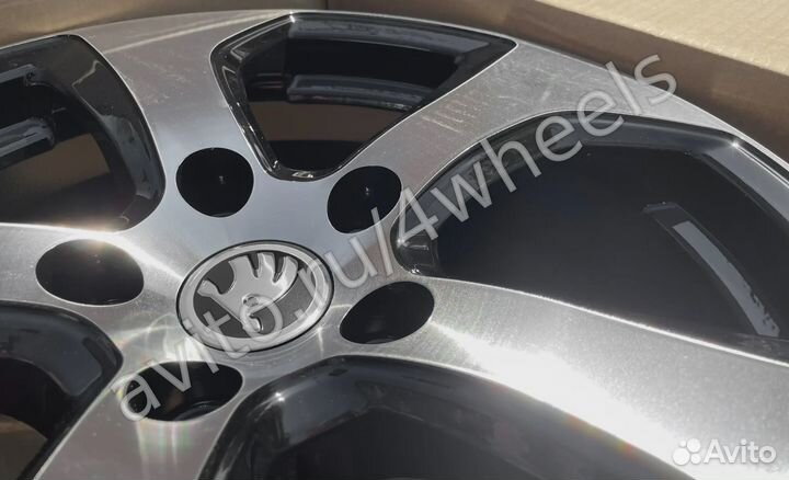 Диски на Skoda Octavia R17