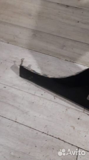 Крыло переднее левое Nissan Tiida C11 С 2002 По