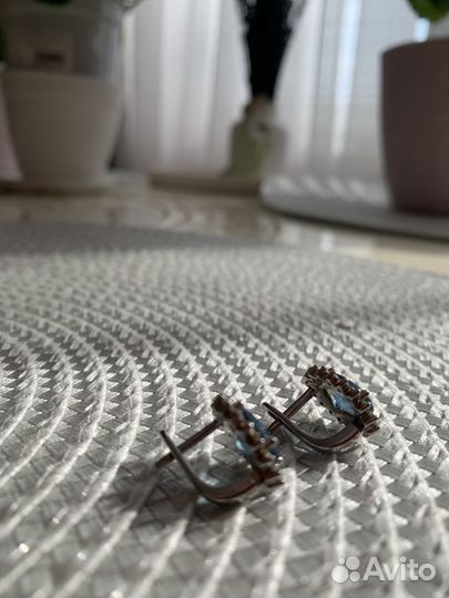 Серебряные серьги sunlight