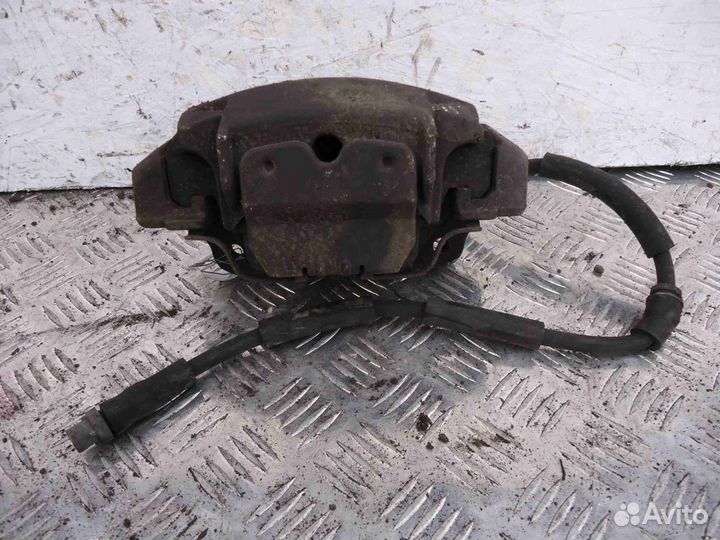 Суппорт передний правый BMW X5 E70