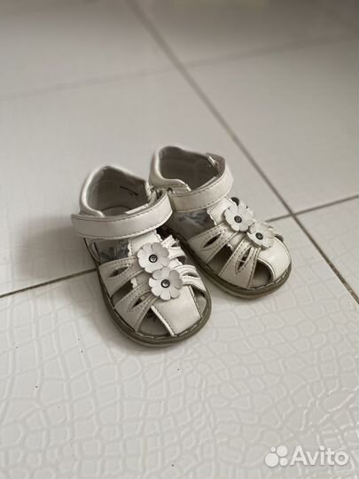 Сандали для девочки