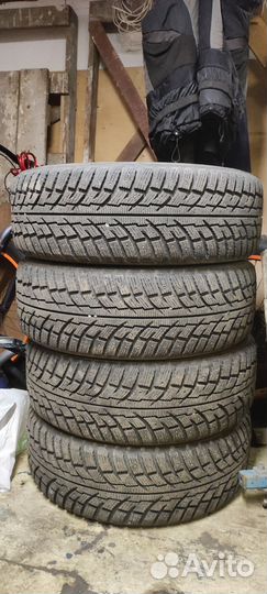 Kumho I'Zen RV Stud KC16 225/65 R17 106T