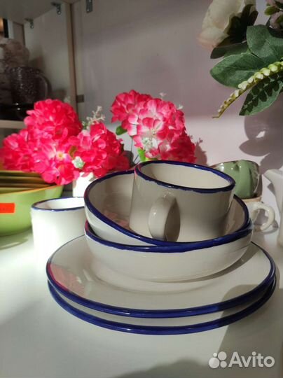 Набор чашки тарелки салатники фарфор