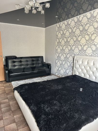 2-к. квартира, 50 м², 1/9 эт.