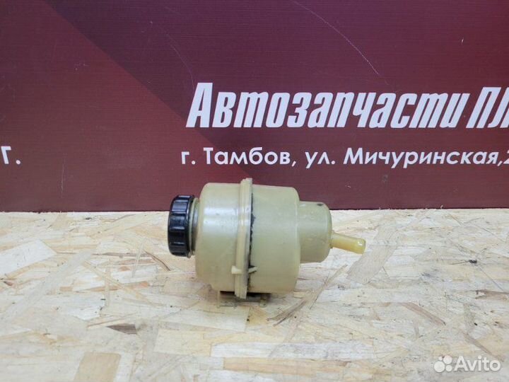 Бачок гидроусилителя руля Renault Logan